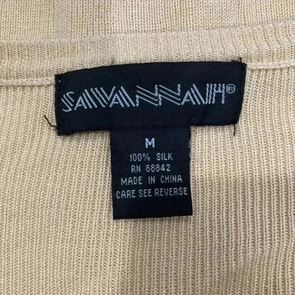 Savannah tan long sleeve sweater in size medium - Picture 5 of 5